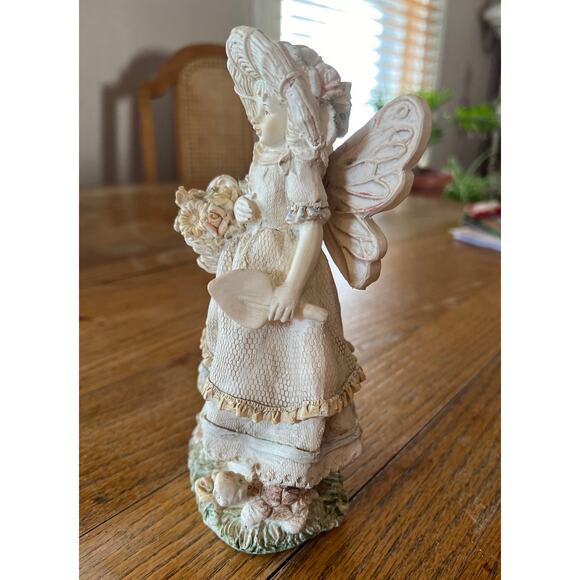 Vintage Garden Fairy Figurine w/ FLower Basket, Sun Hat and SMiling Turtle - Picture 4 of 6